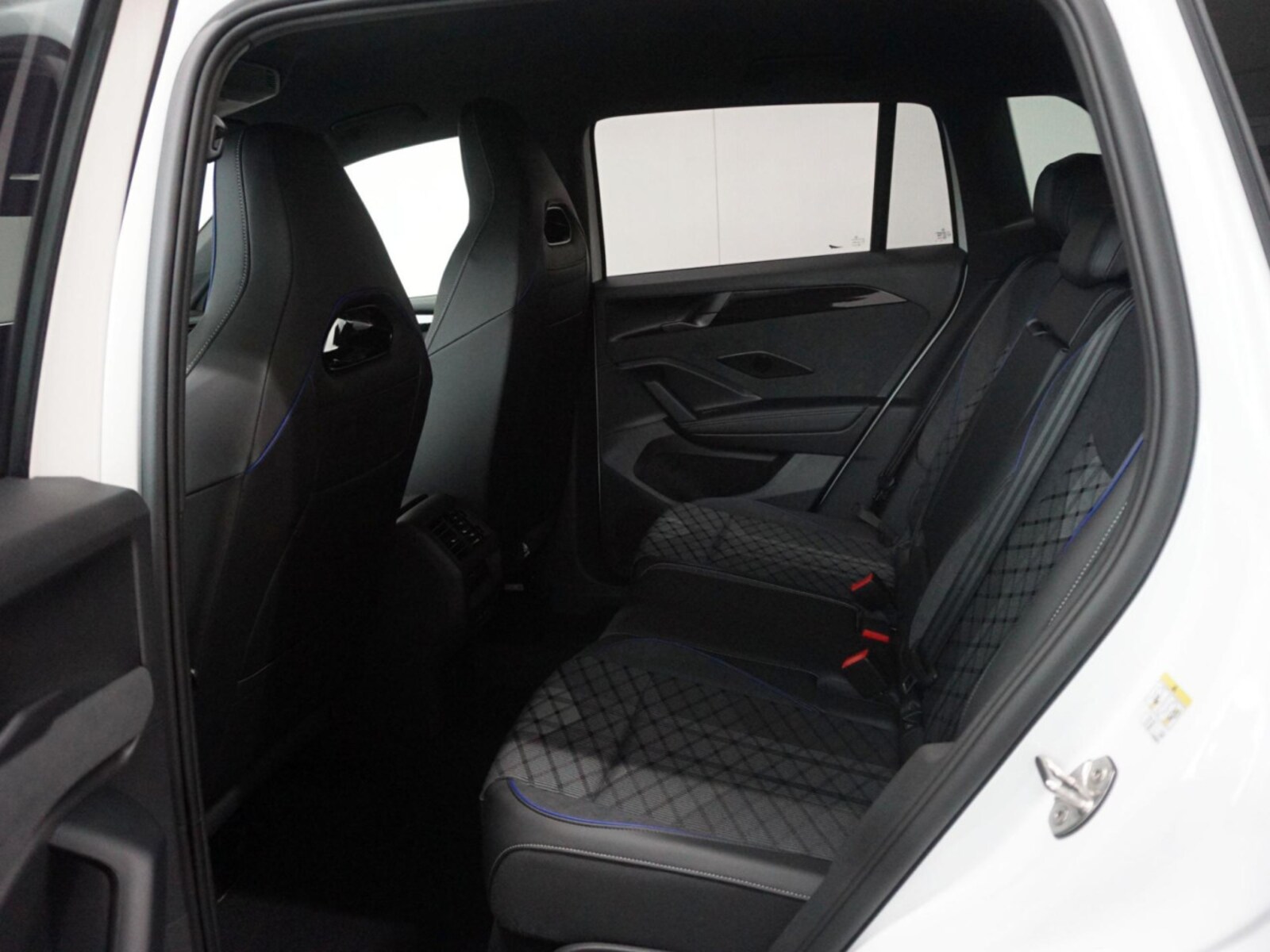 Volkswagen Tiguan – Bild 10