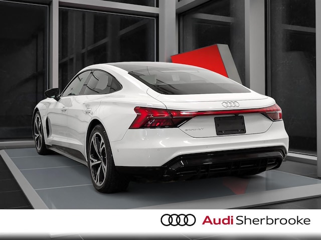2022 Audi e-tron GT quattro