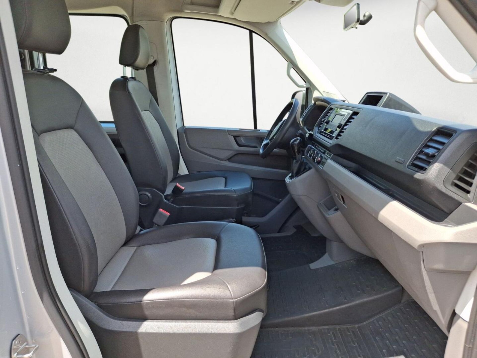 Volkswagen Crafter Doppelkabine mittlerer Radstand