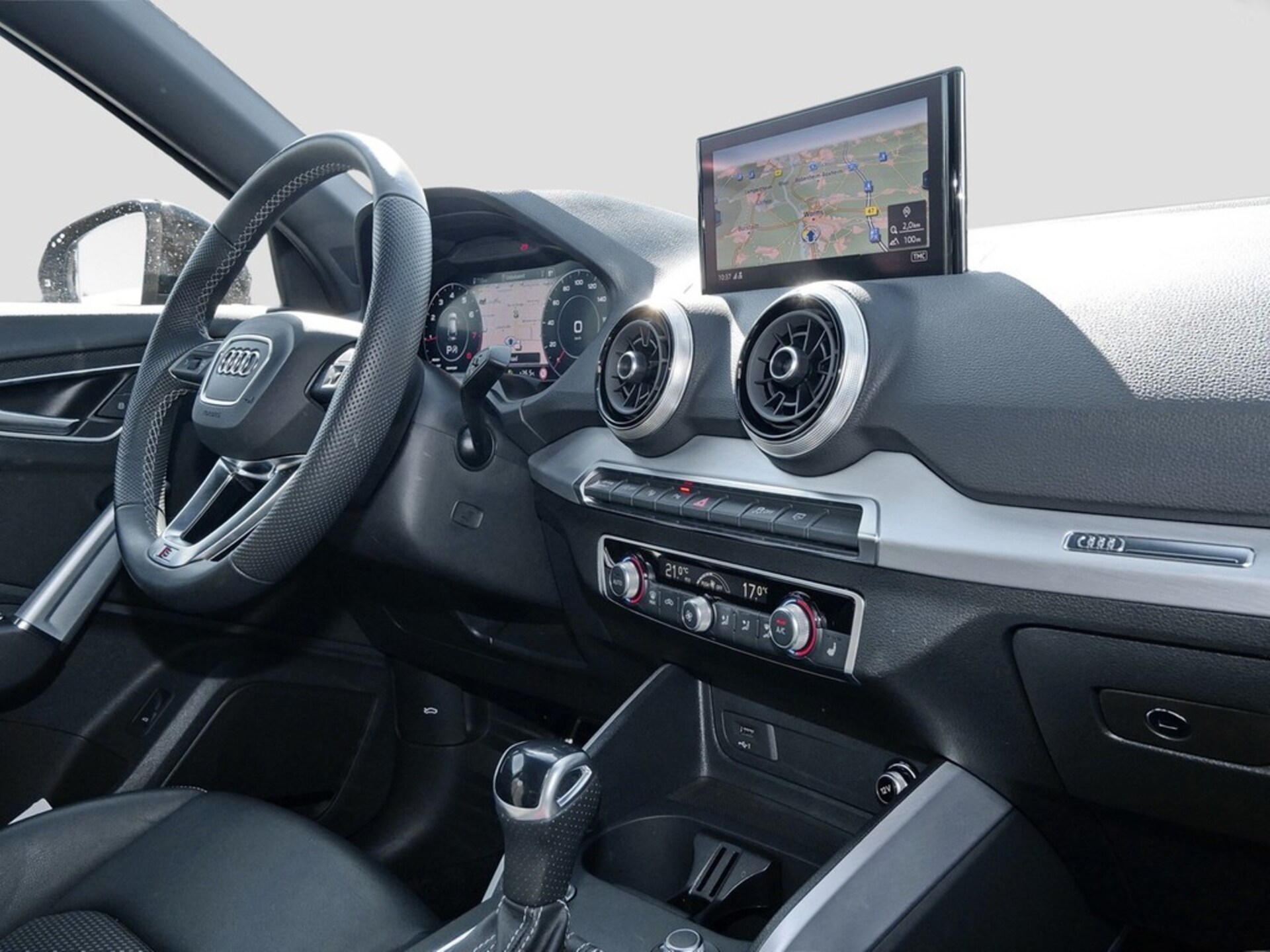 Audi Q2 S line