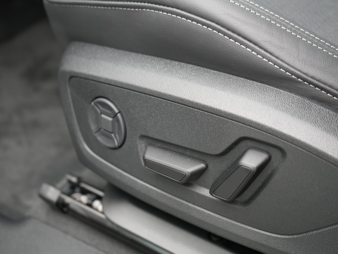 Bild über Audi Q3 Sportback S line 35 TFSI S tronic - für weitere Informationen kontaktieren Sie den Audi Partner