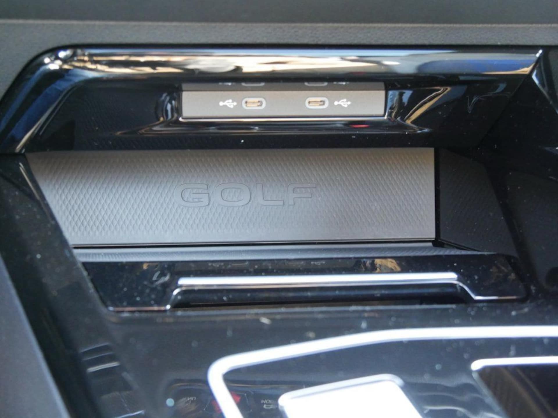 Volkswagen Golf Variant R