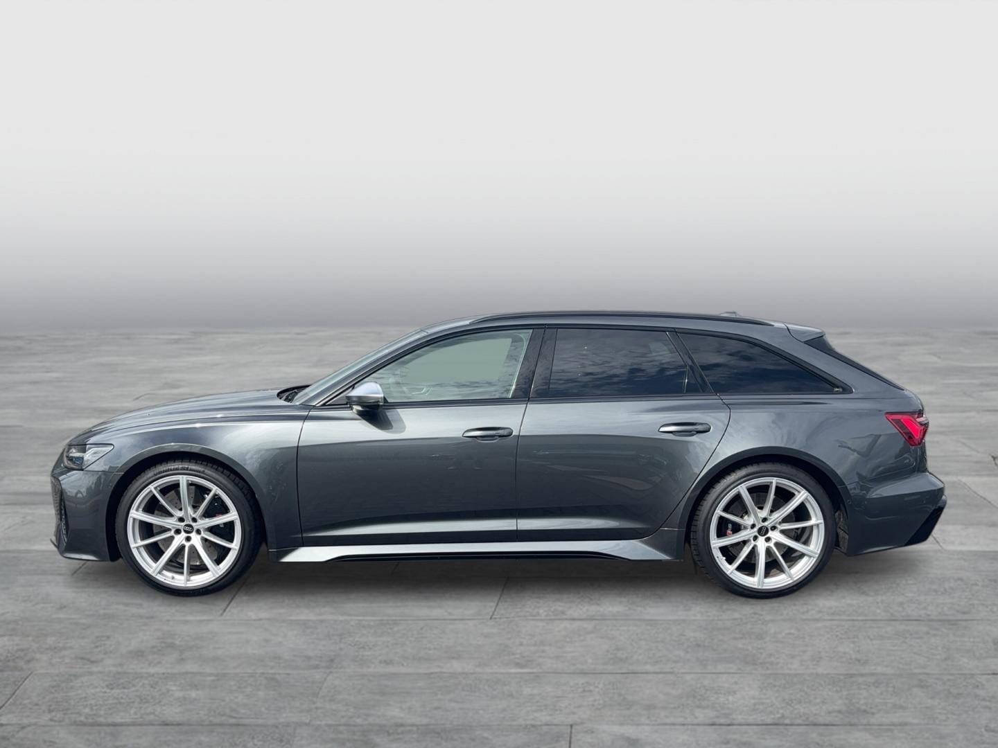 Bild über Audi RS 6 Avant performance TFSI quattro tiptronic - für weitere Informationen kontaktieren Sie den Audi Partner