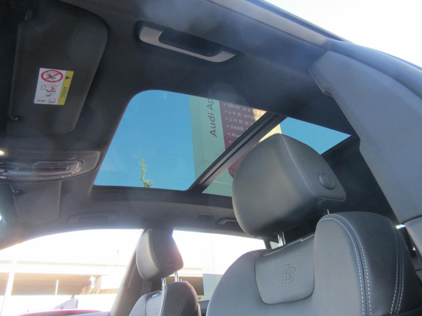 Image about Audi Q8 55 TFSI quattro S line 250(340) kW(PS) tiptronic