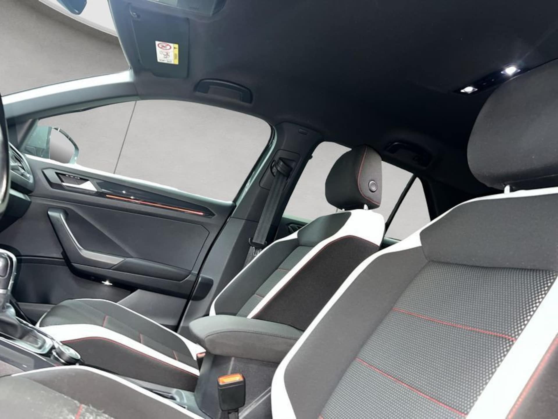 Volkswagen T-Roc Sport