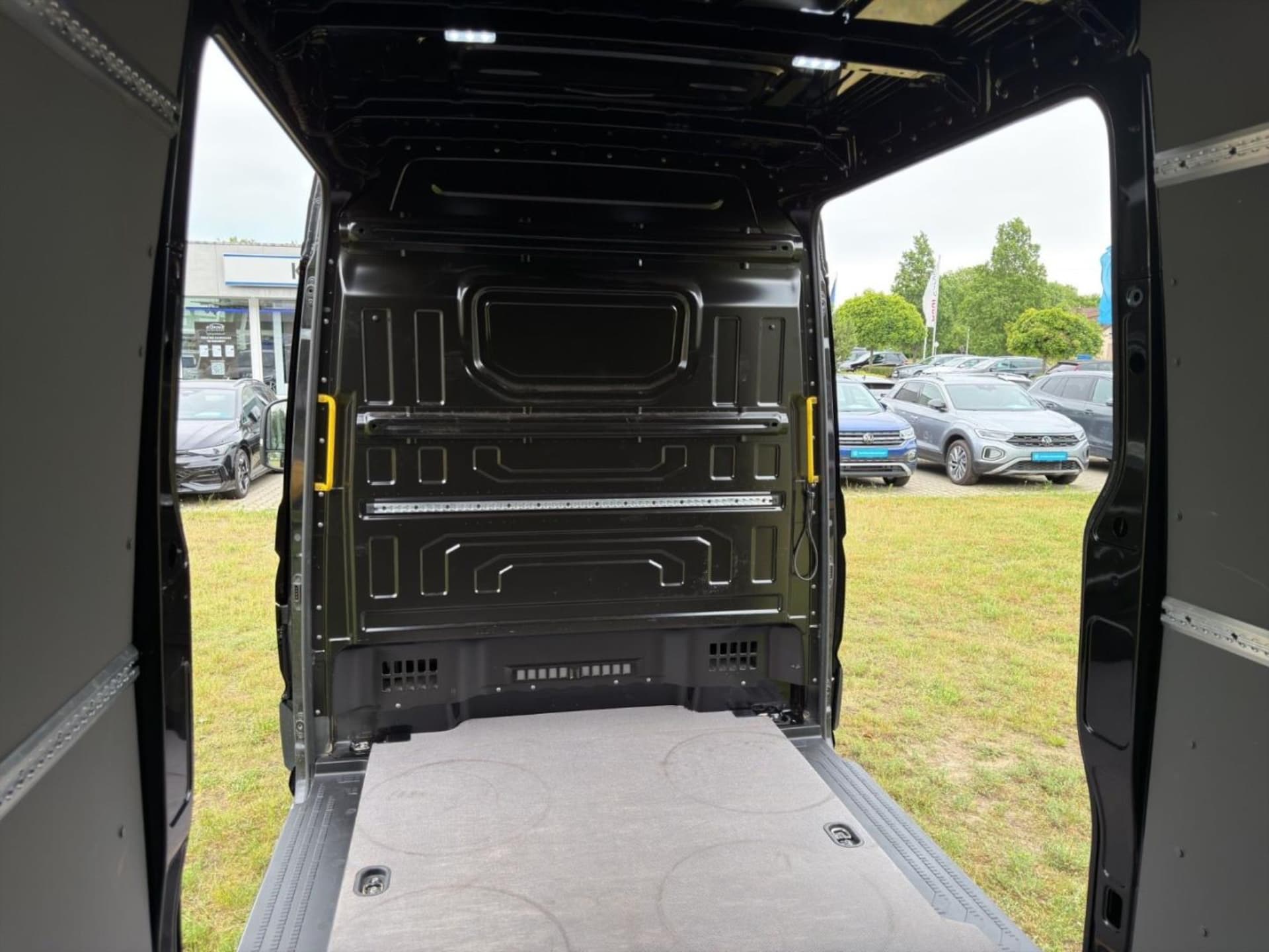 Volkswagen Crafter Kasten mittlerer Radstand