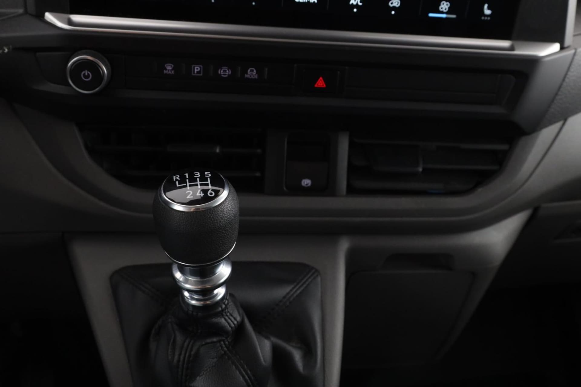 Volkswagen Transporter Kasten langer Radstand