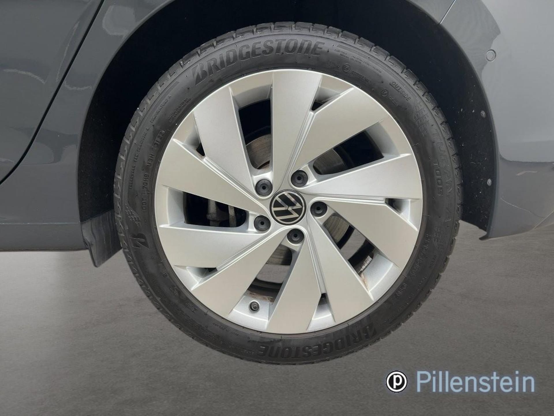 Volkswagen Golf Style