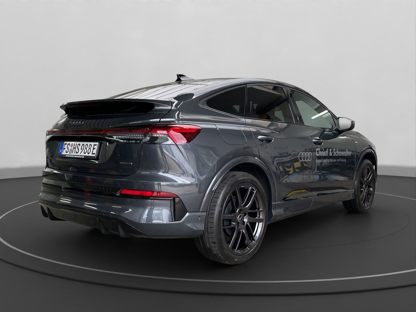 Bild über Audi Q4 Sportback e-tron e-tron quattro performance 250 kW - für weitere Informationen kontaktieren Sie den Audi Partner