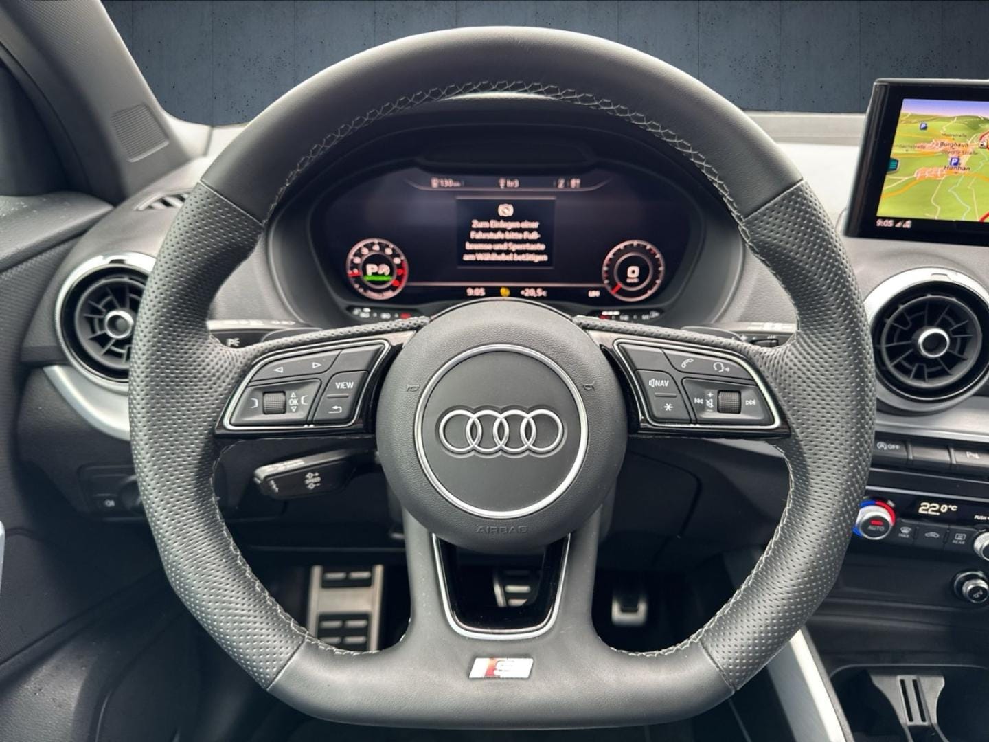 Bild über Audi Q2 S line 40 TFSI quattro S tronic - für weitere Informationen kontaktieren Sie den Audi Partner