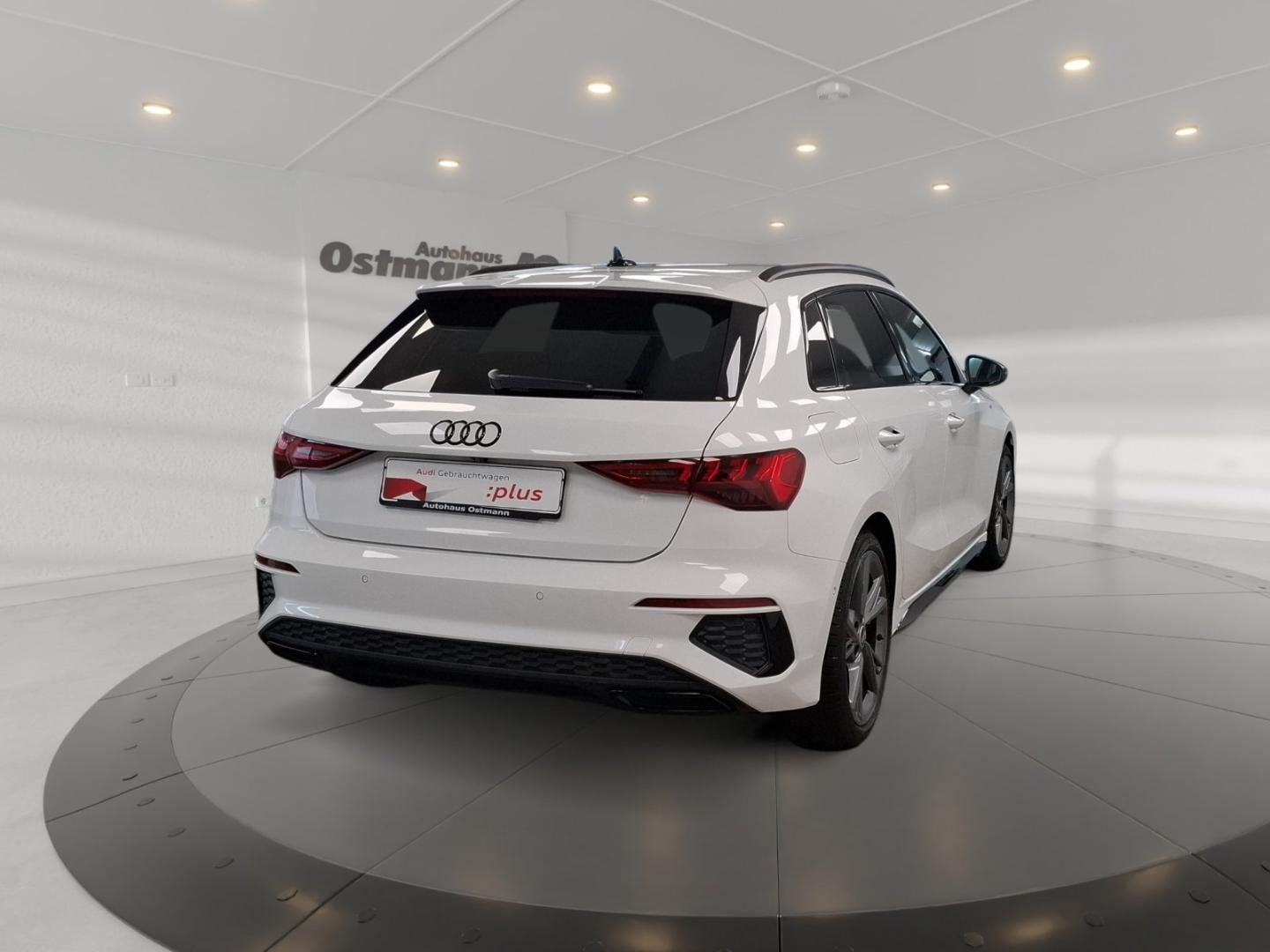 Bild über Audi A3 Sportback S line 35 TFSI S tronic - für weitere Informationen kontaktieren Sie den Audi Partner