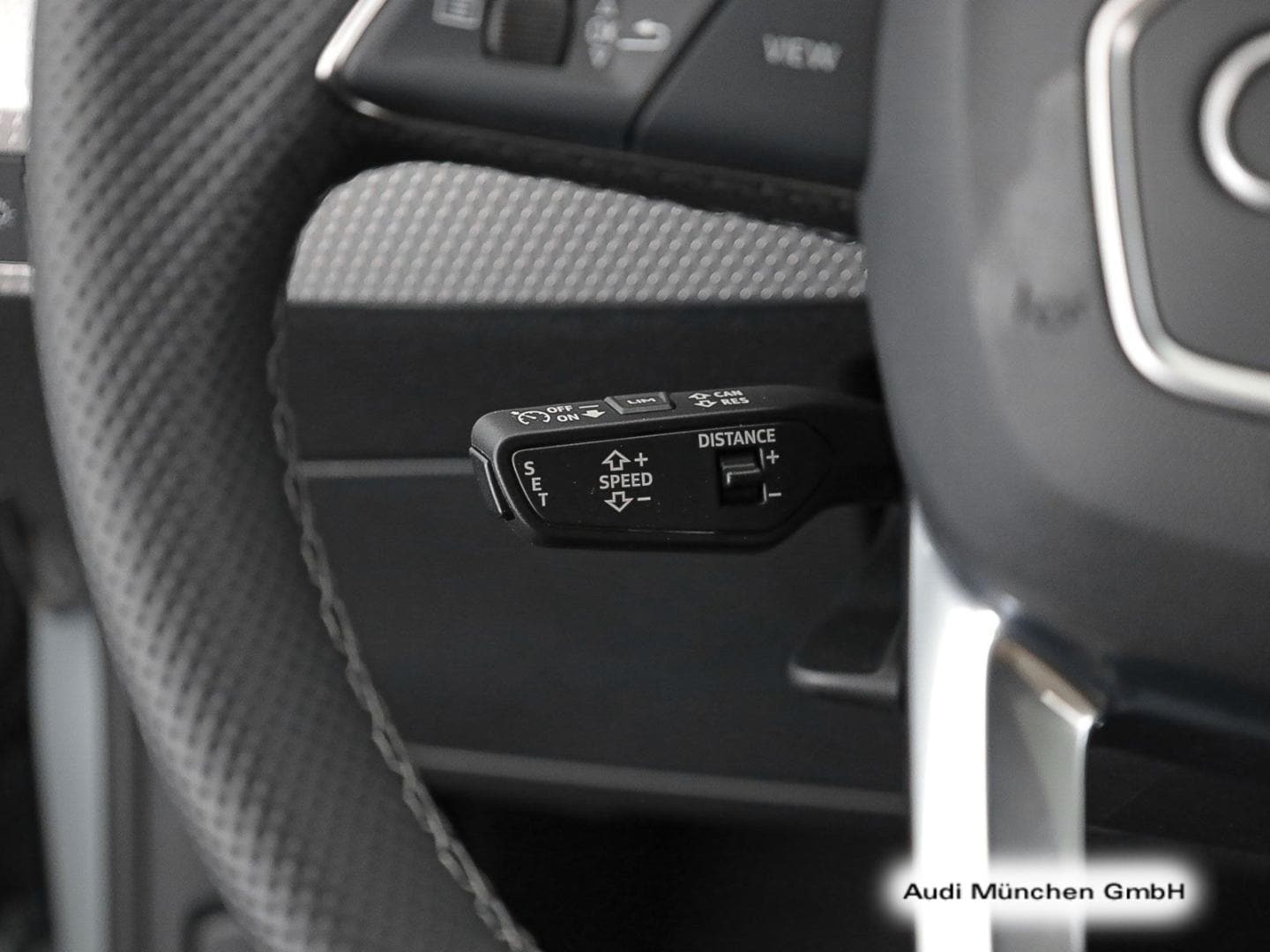 Bild über Audi A1 Sportback S line 35 TFSI S tronic - für weitere Informationen kontaktieren Sie den Audi Partner