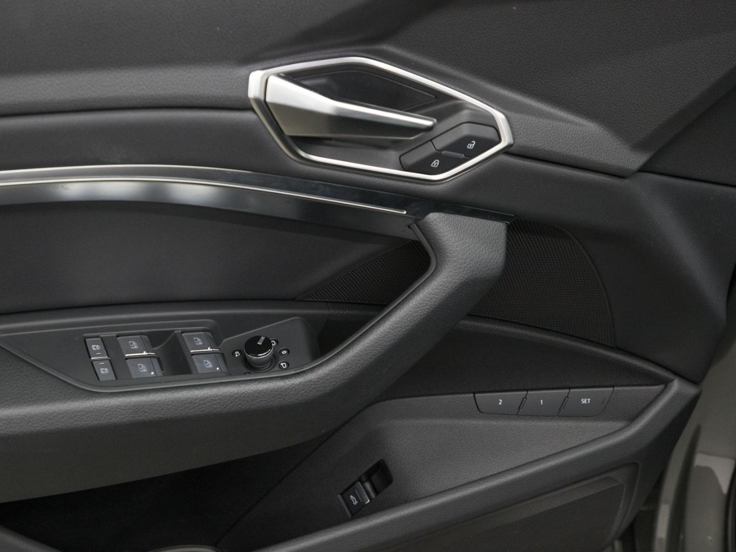 Image about Audi Q8 e-tron advanced 50 e-tron quattro