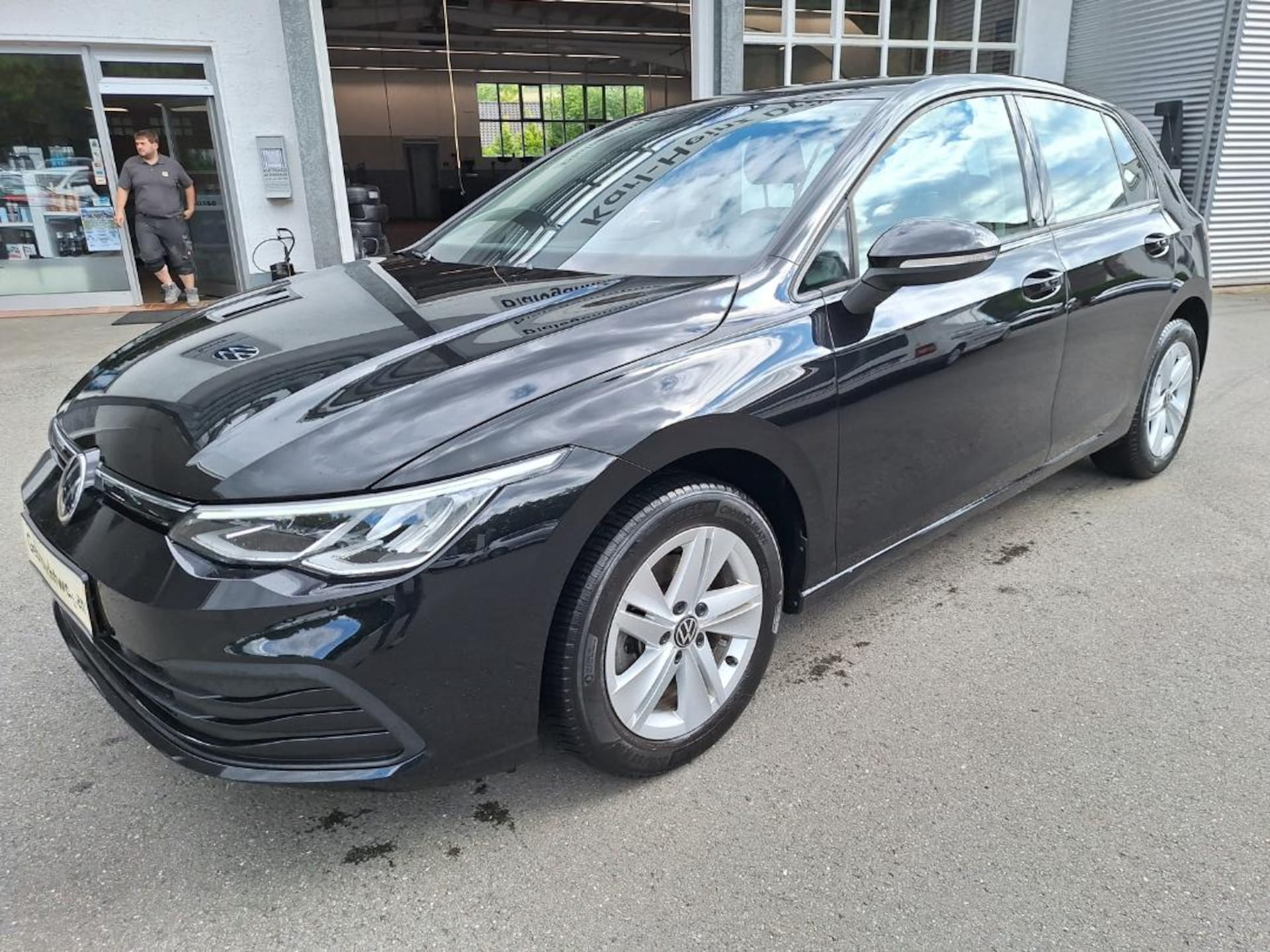 Volkswagen Golf Life