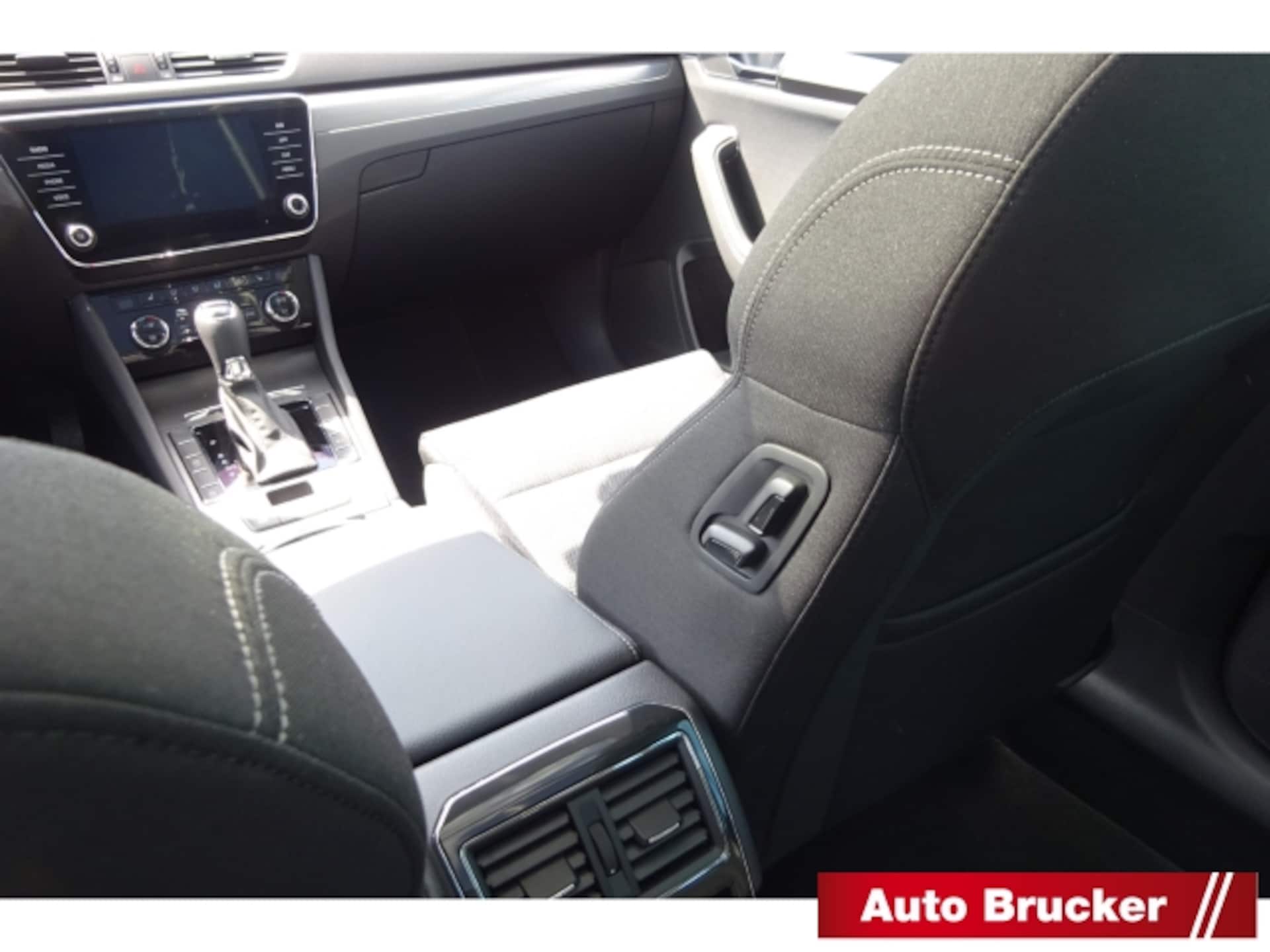 Skoda Superb Combi Style