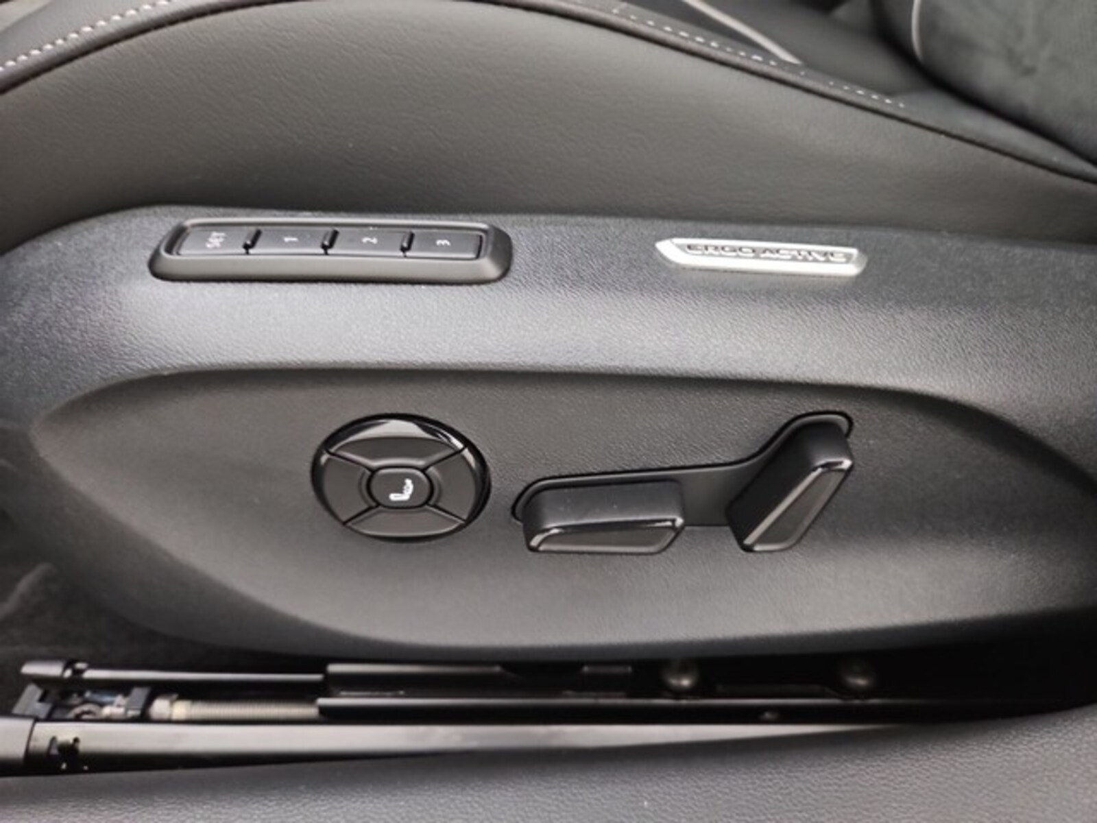 Volkswagen Passat – Bild 5