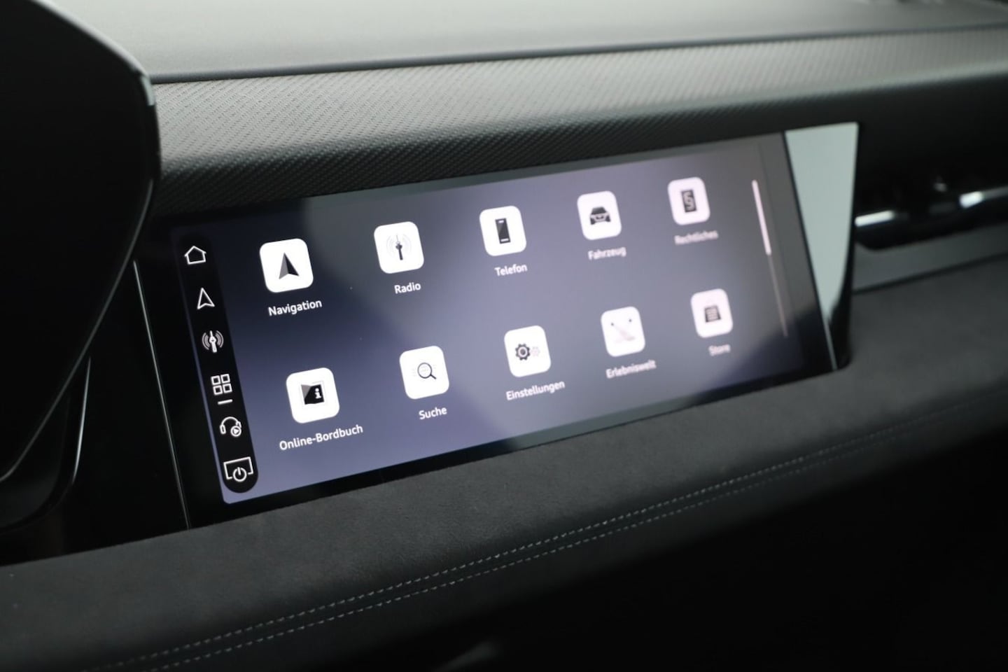 Bild über Audi Q6 SUV e-tron e-tron quattro 315 kW - für weitere Informationen kontaktieren Sie den Audi Partner