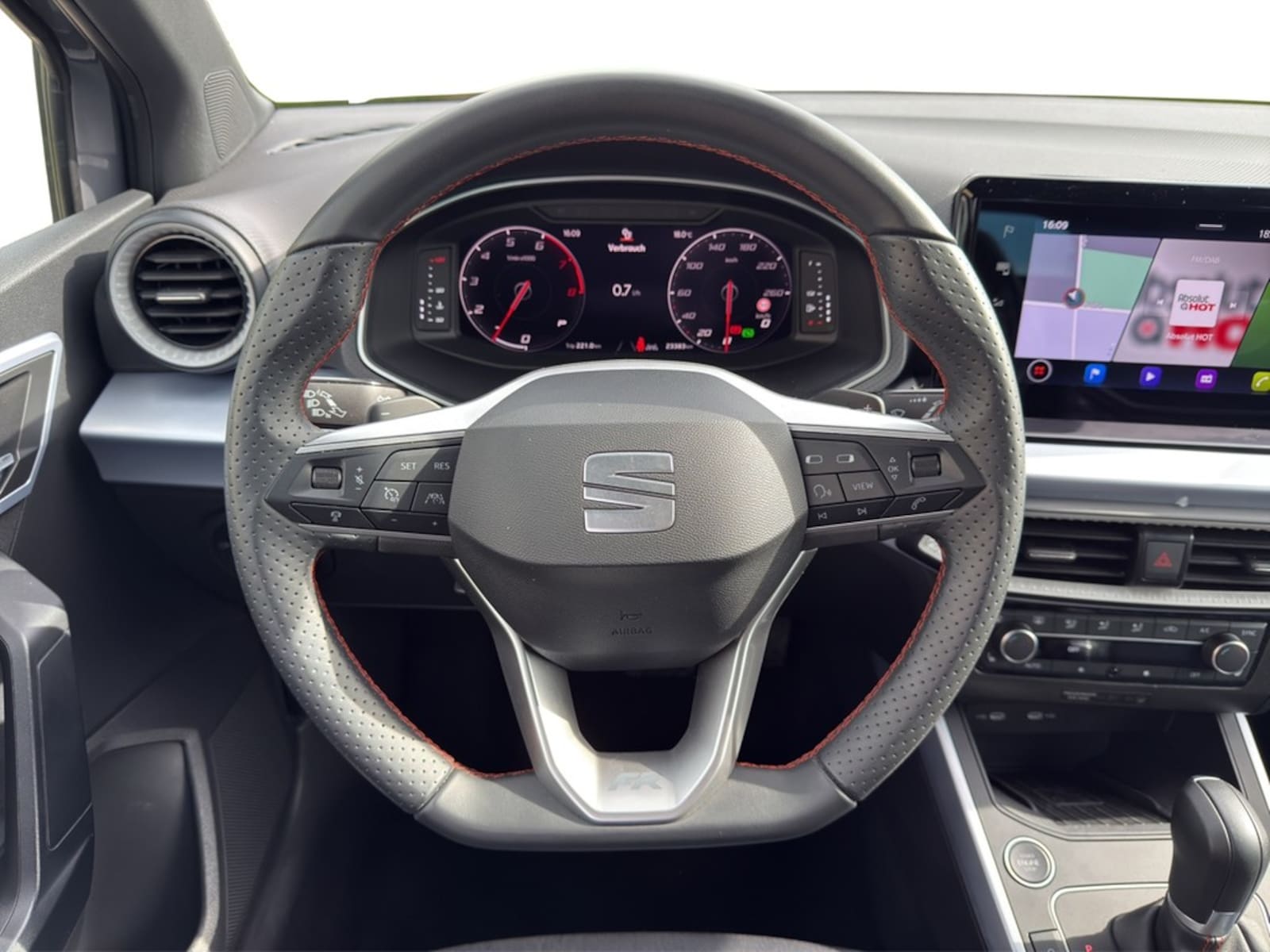 SEAT Arona – Bild 14