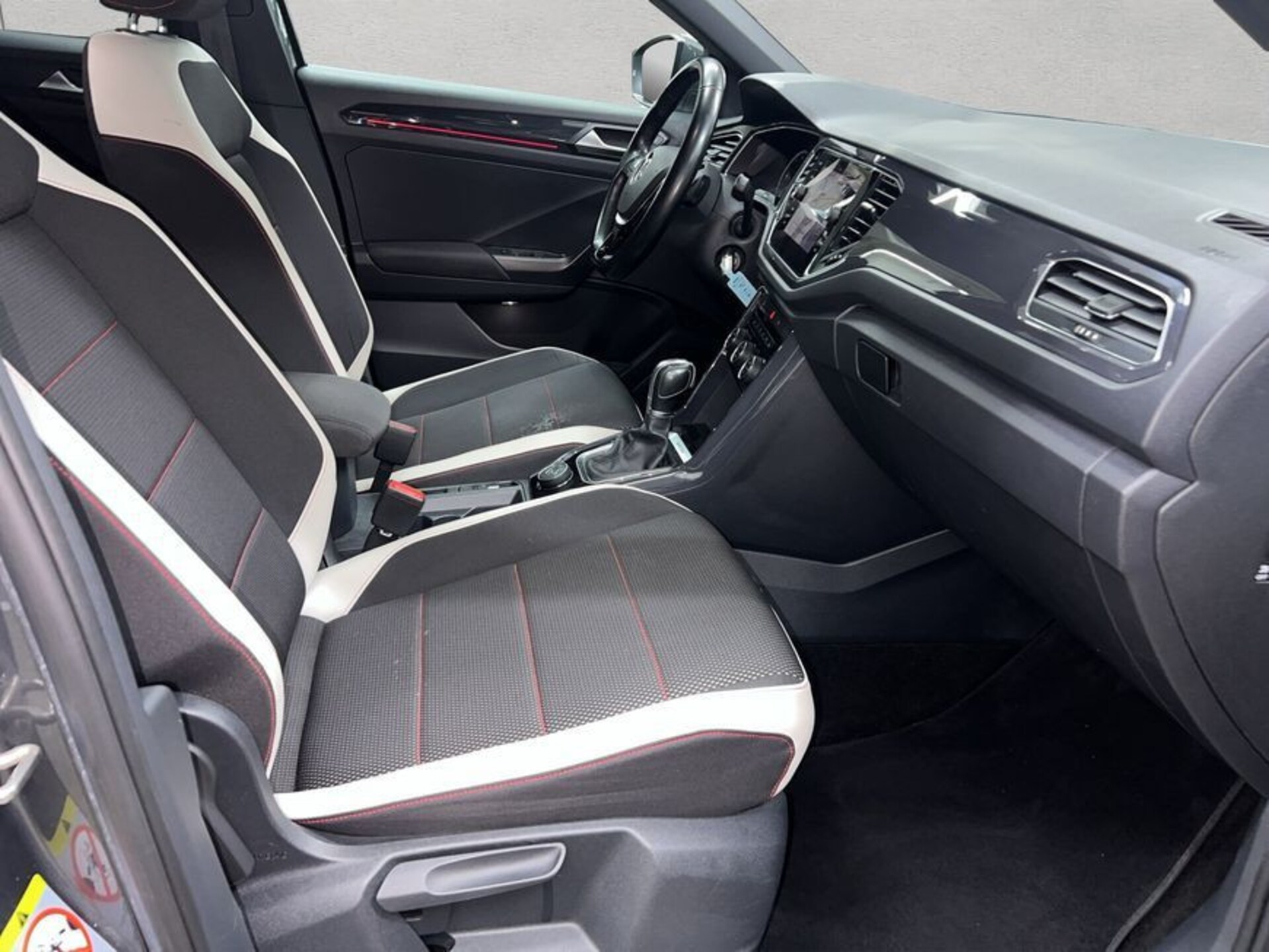 Volkswagen T-Roc Sport