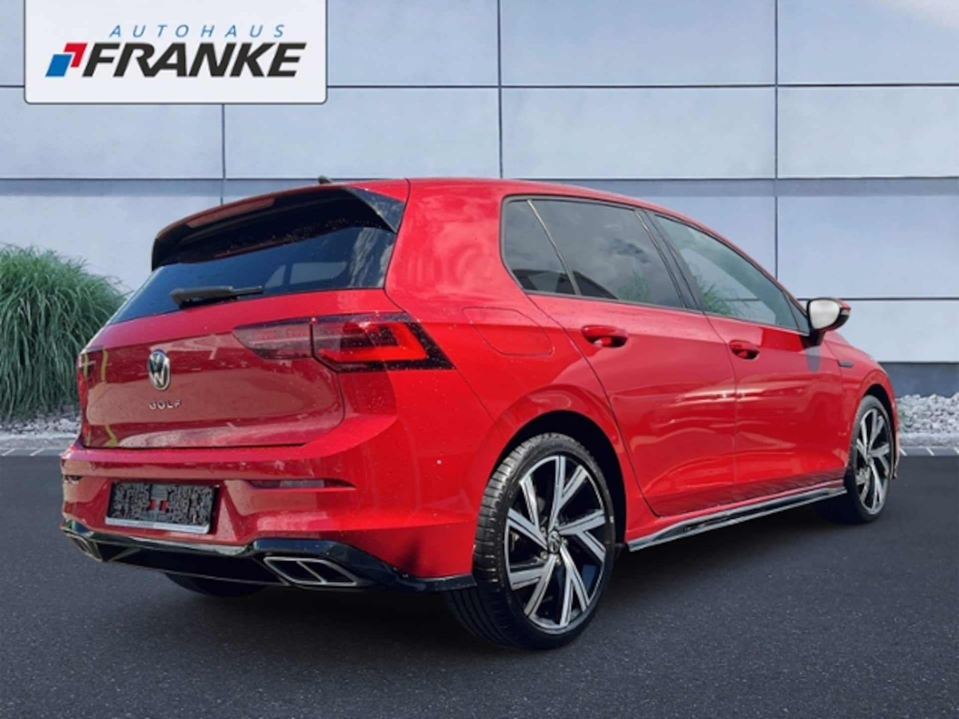 Volkswagen Golf R-Line