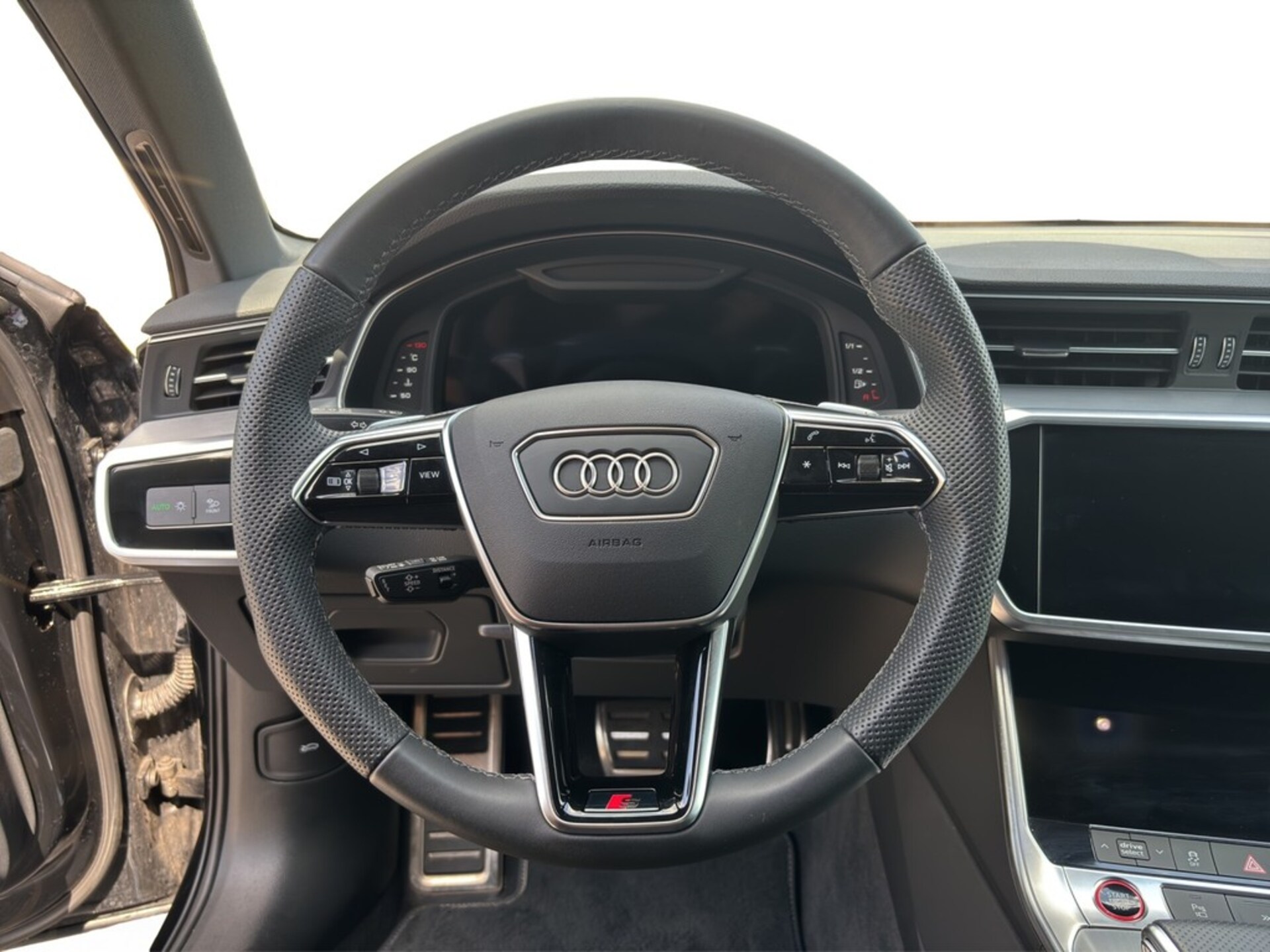 Audi S6 Avant