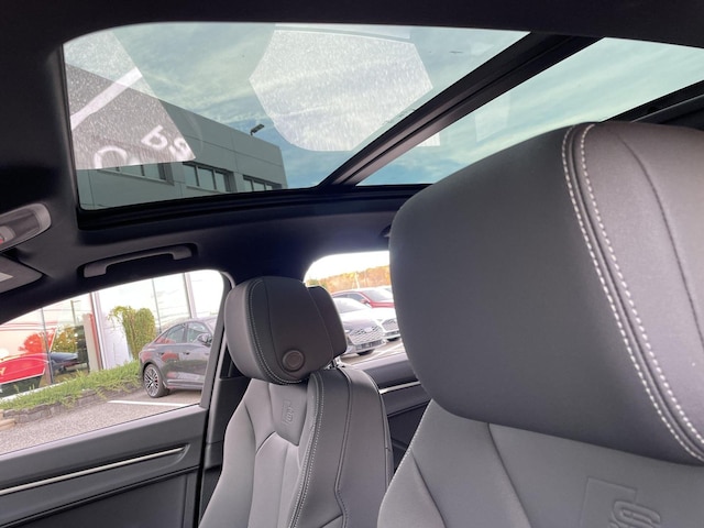 2025 Audi Q3 S Line Premium - Photo 23