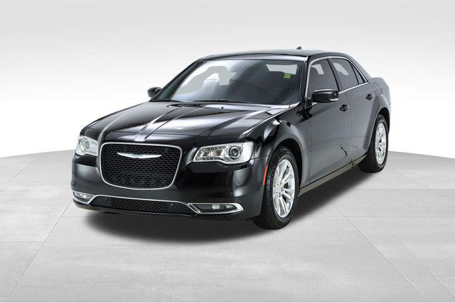 2021 Chrysler 300 Touring L's photo