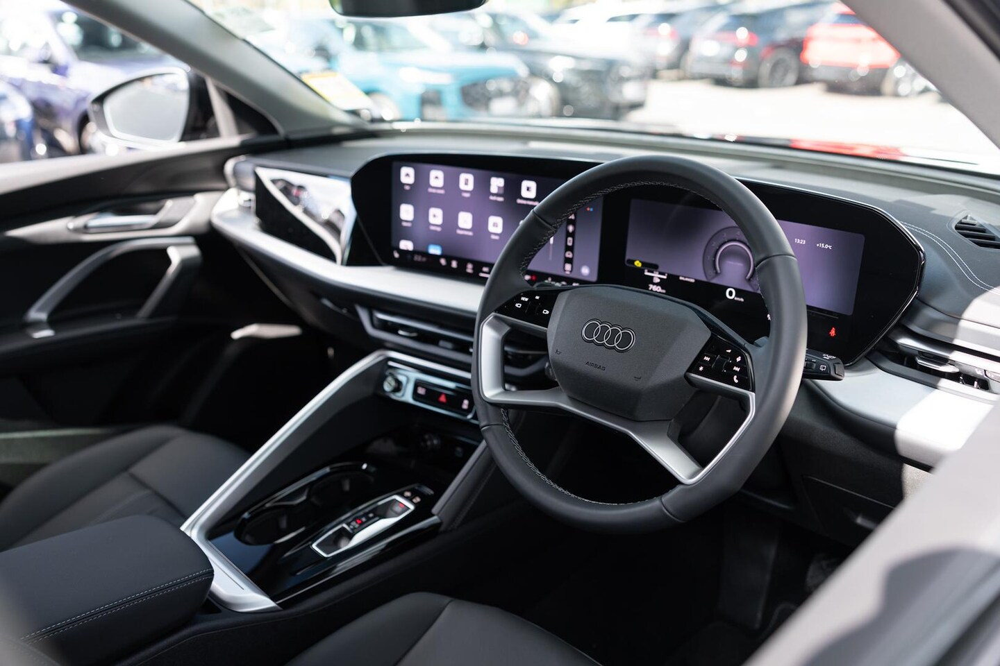 Image about Audi Q5 SUV TFSI S tronic
