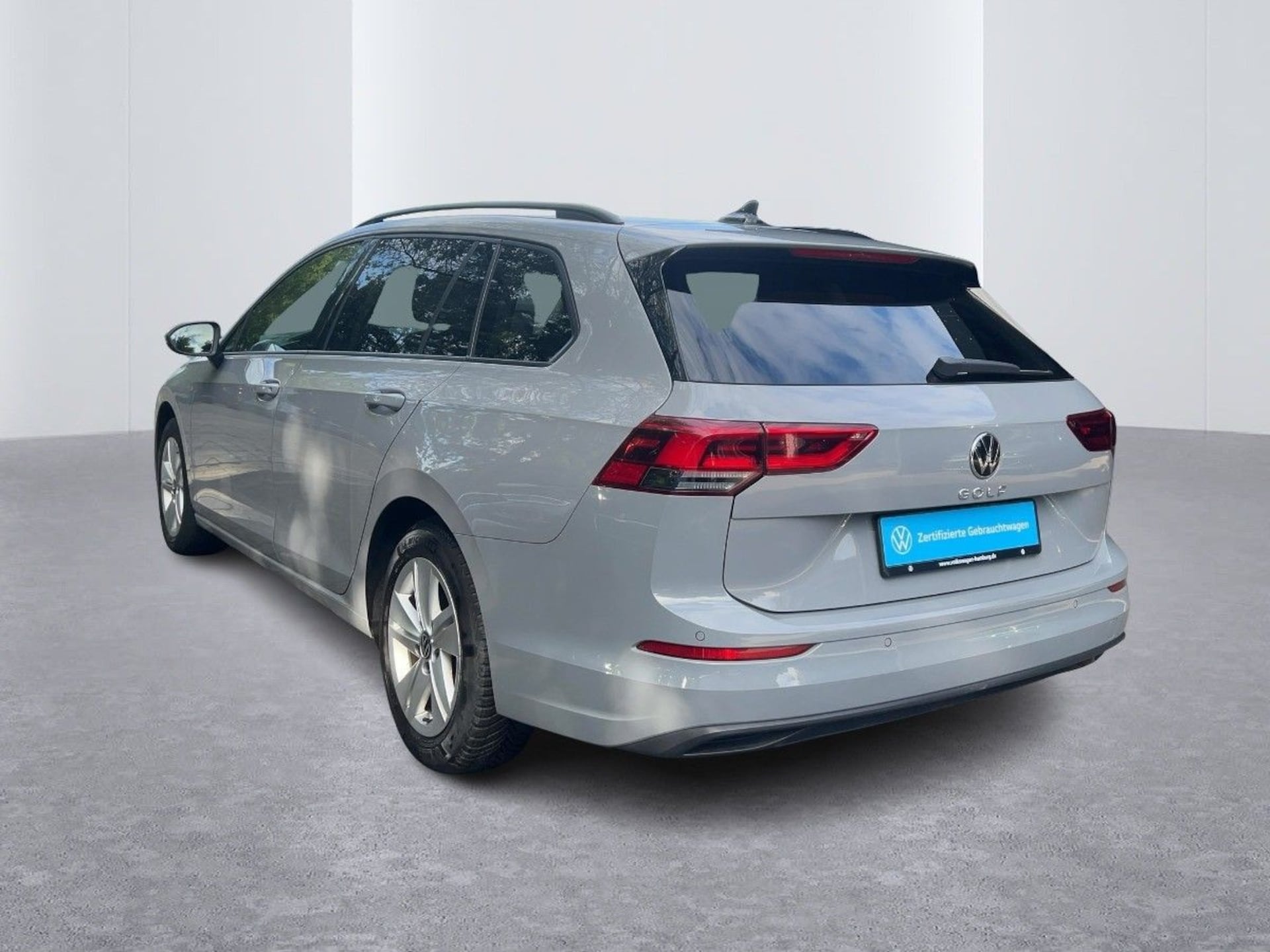 Volkswagen Golf Variant Life