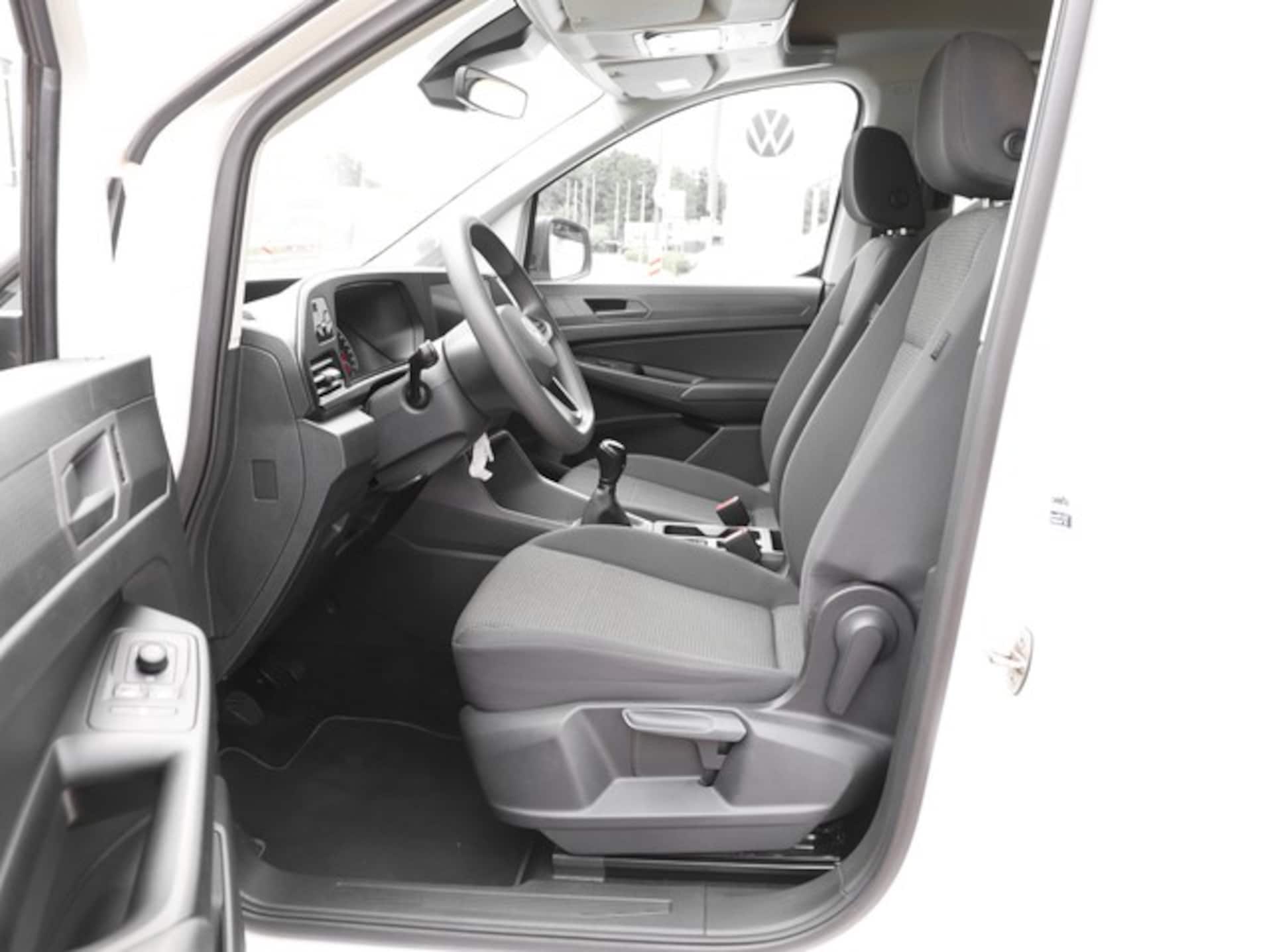 Volkswagen Caddy Kombi Basis-Modell
