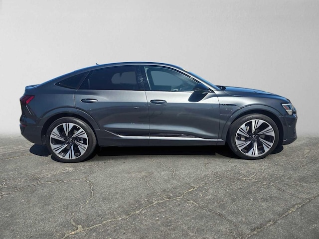 2024 Audi Q8 Sportback e-tron