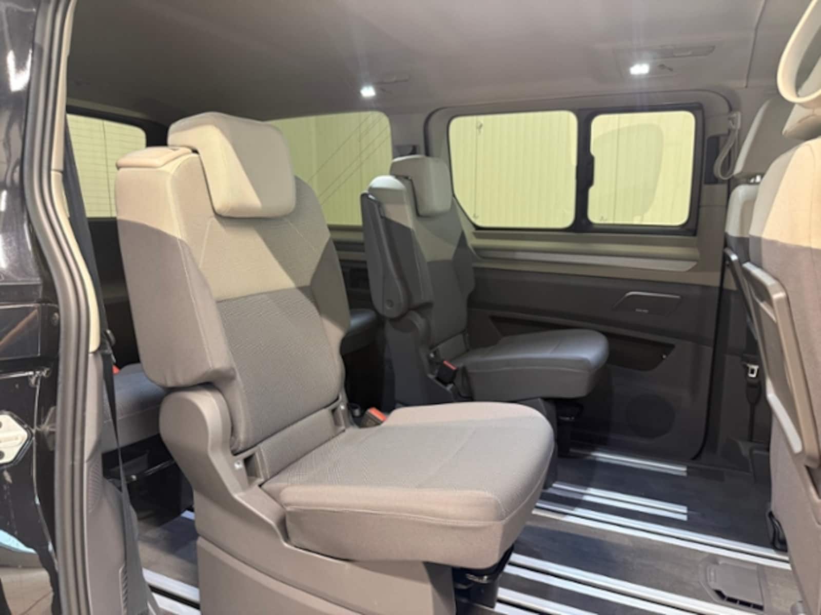 Volkswagen Multivan Langversion – Bild 21