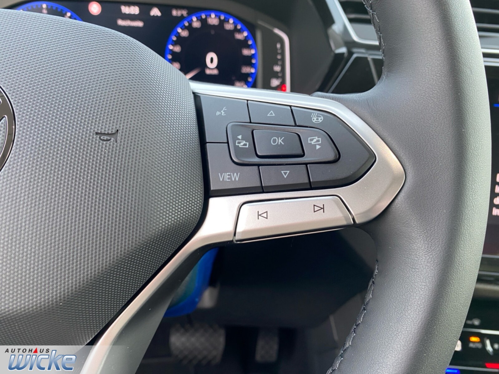 Volkswagen Touran – Bild 13