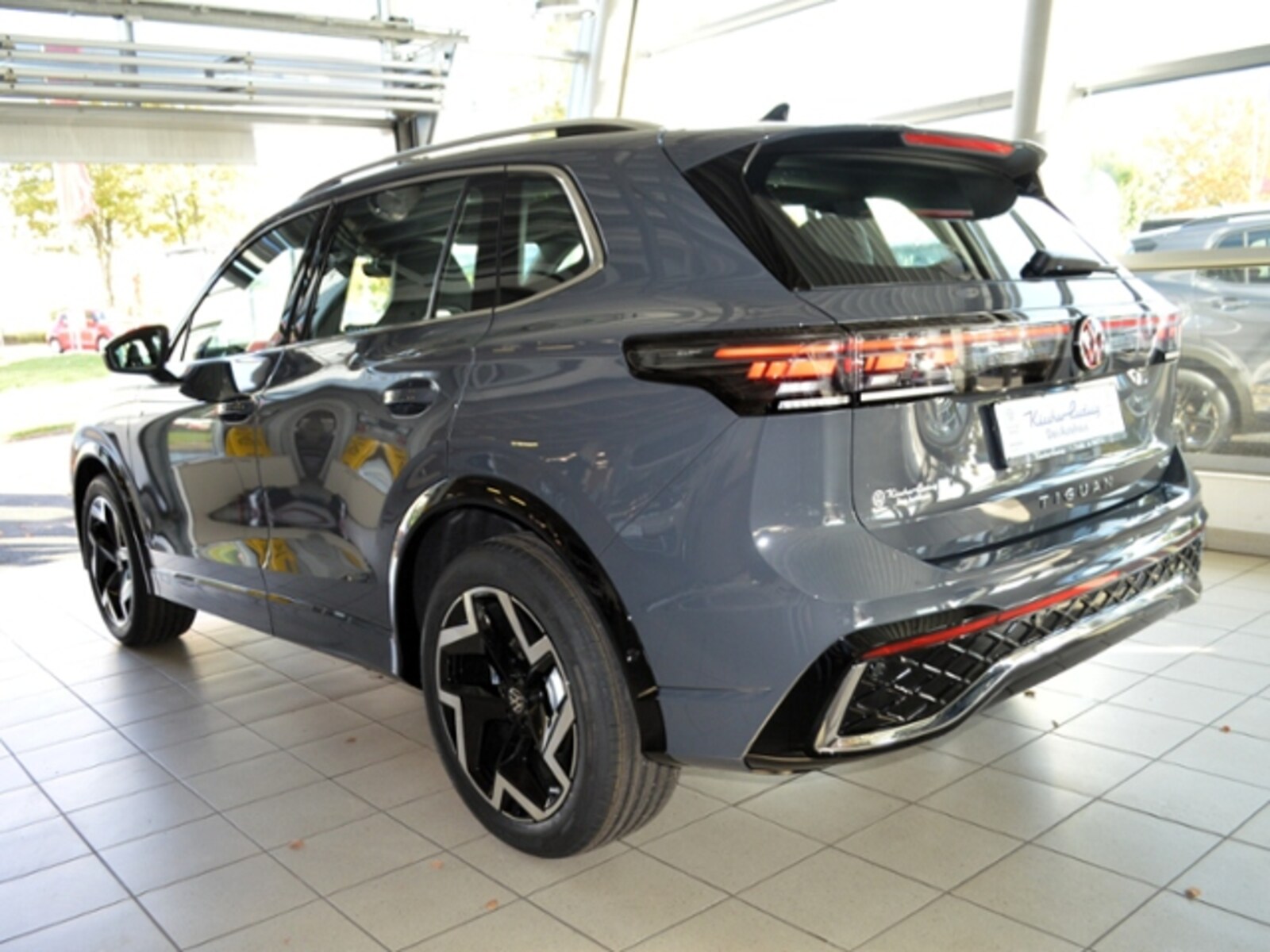 Volkswagen Tiguan – Bild 4