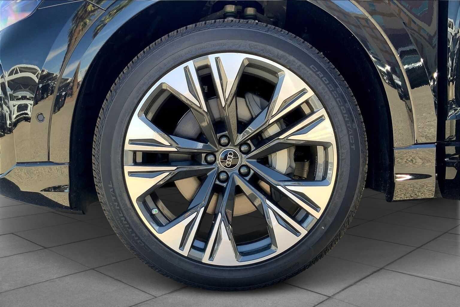 2026 Audi Q8 Premium Plus - Photo 11