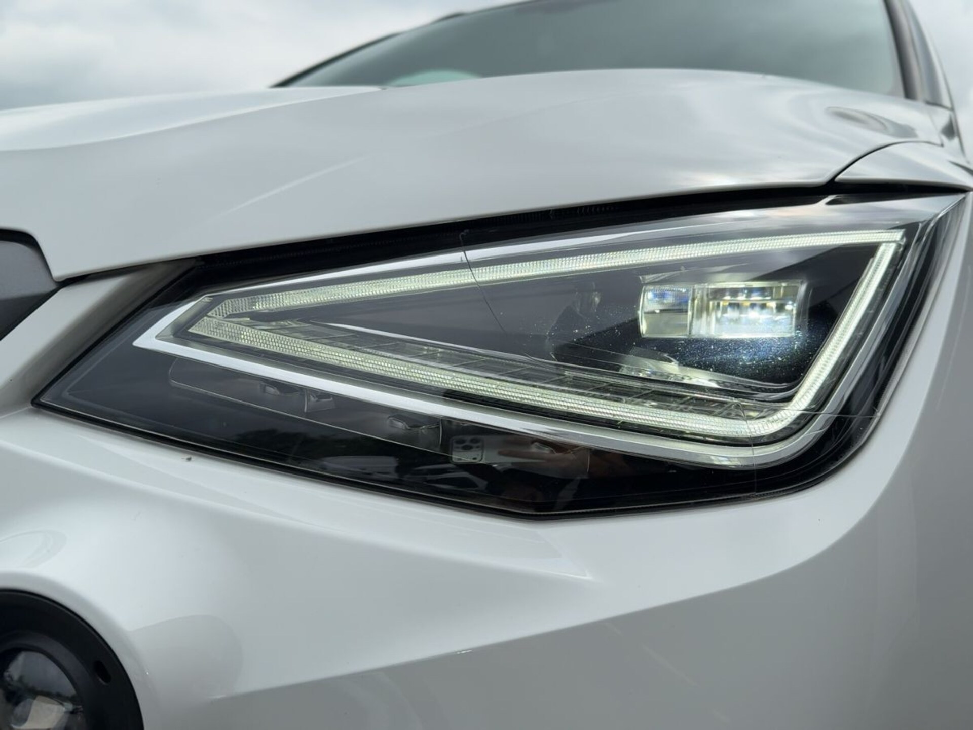 SEAT Arona FR