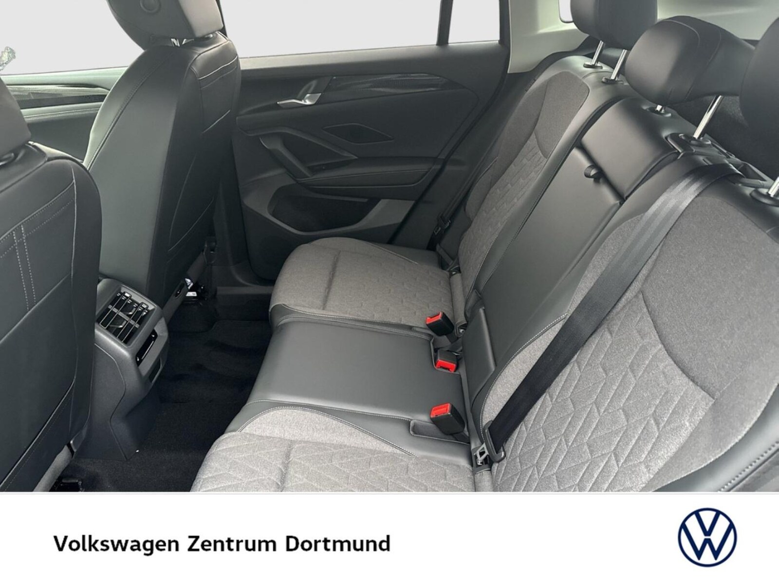 Volkswagen Tiguan – Bild 9