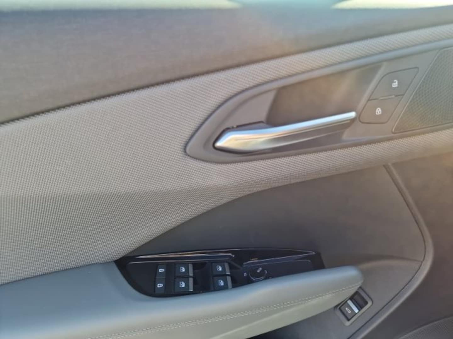 Bild über Audi Q3 SUV TDI 110 kW S tronic - für weitere Informationen kontaktieren Sie den Audi Partner