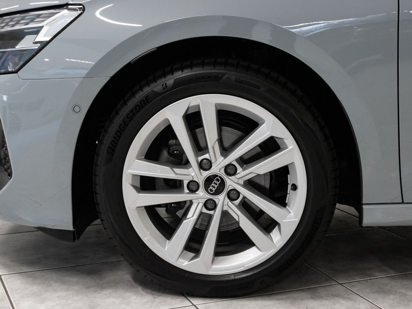Bild über Audi A3 Sportback 35 TDI S tronic - für weitere Informationen kontaktieren Sie den Audi Partner