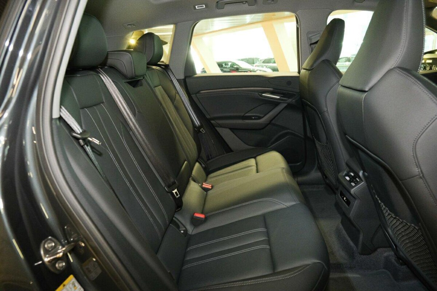 Image about Audi Q6 SUV e-tron e-tron