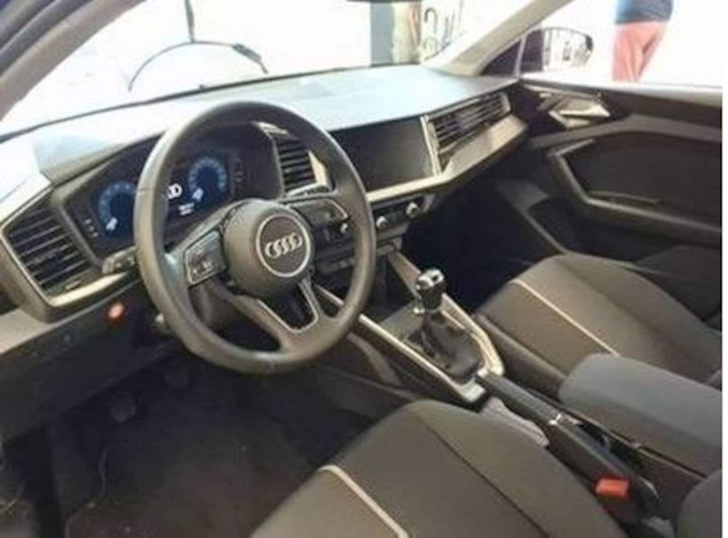 Bild über Audi A1 Sportback advanced 30 TFSI Schaltgetriebe - für weitere Informationen kontaktieren Sie den Audi Partner