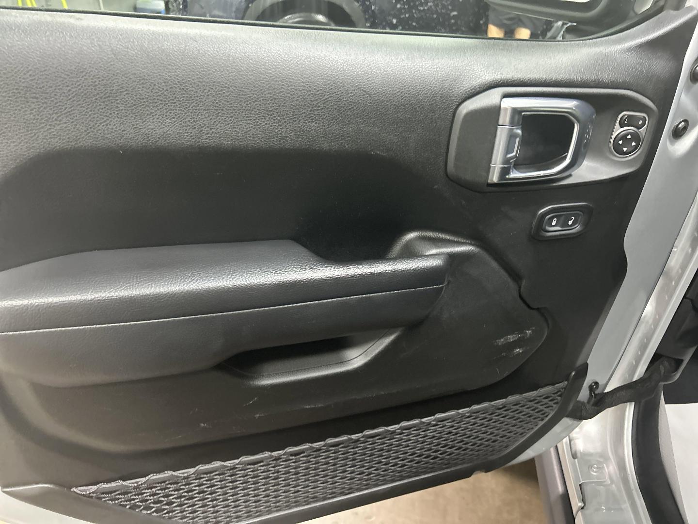 2024 Jeep Wrangler 4xe Rubicon 4XE - Photo 11