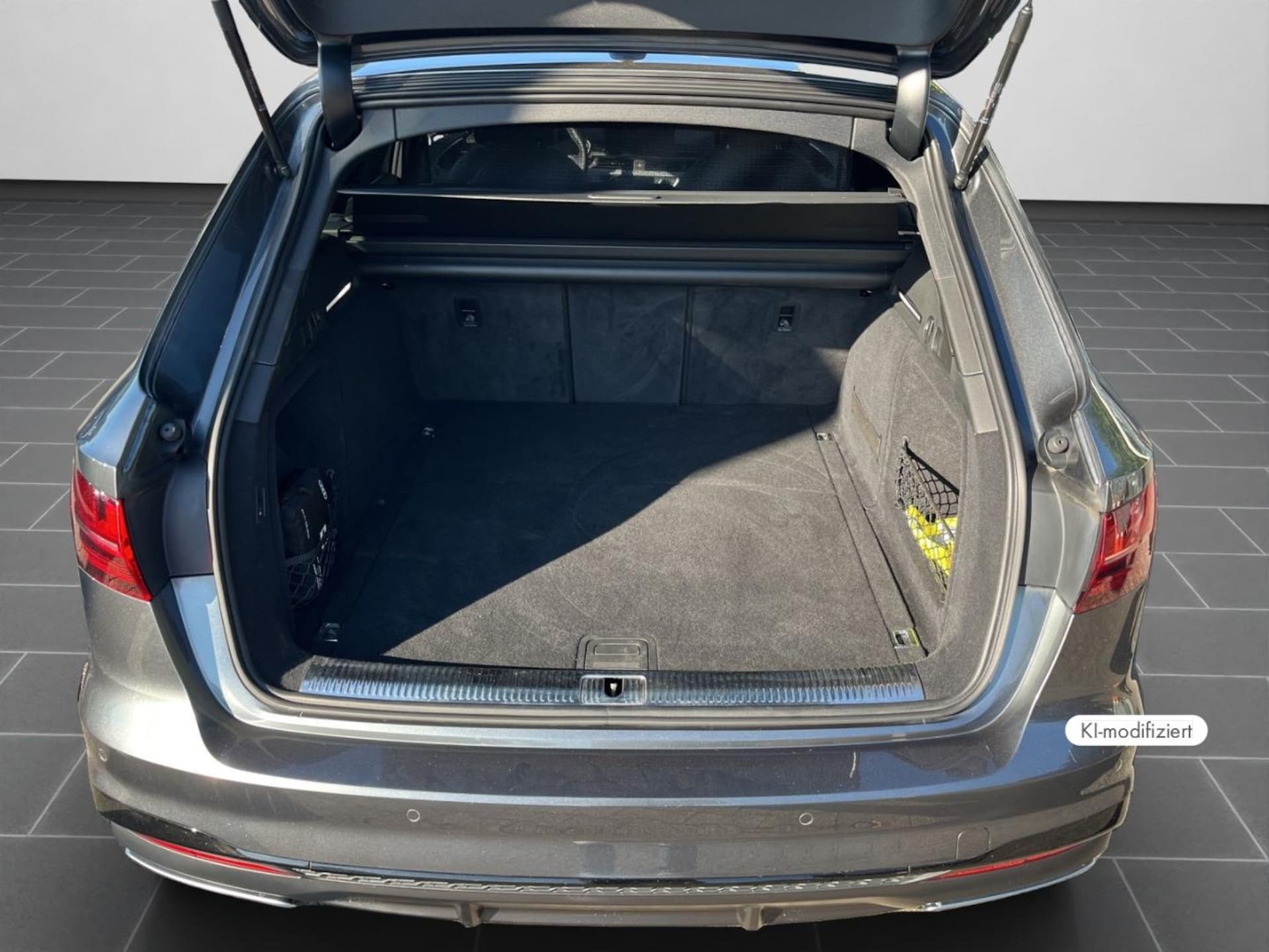 Audi A4 Avant S line