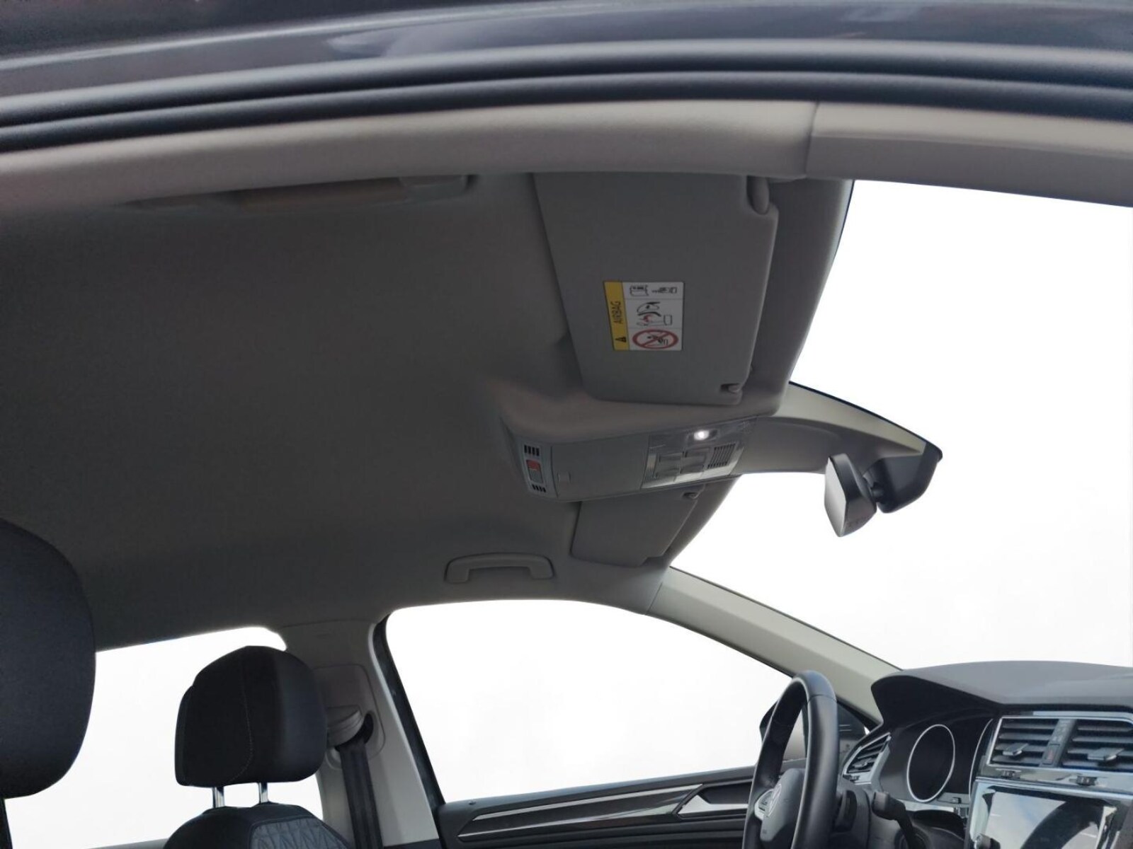 Volkswagen Tiguan – Bild 13