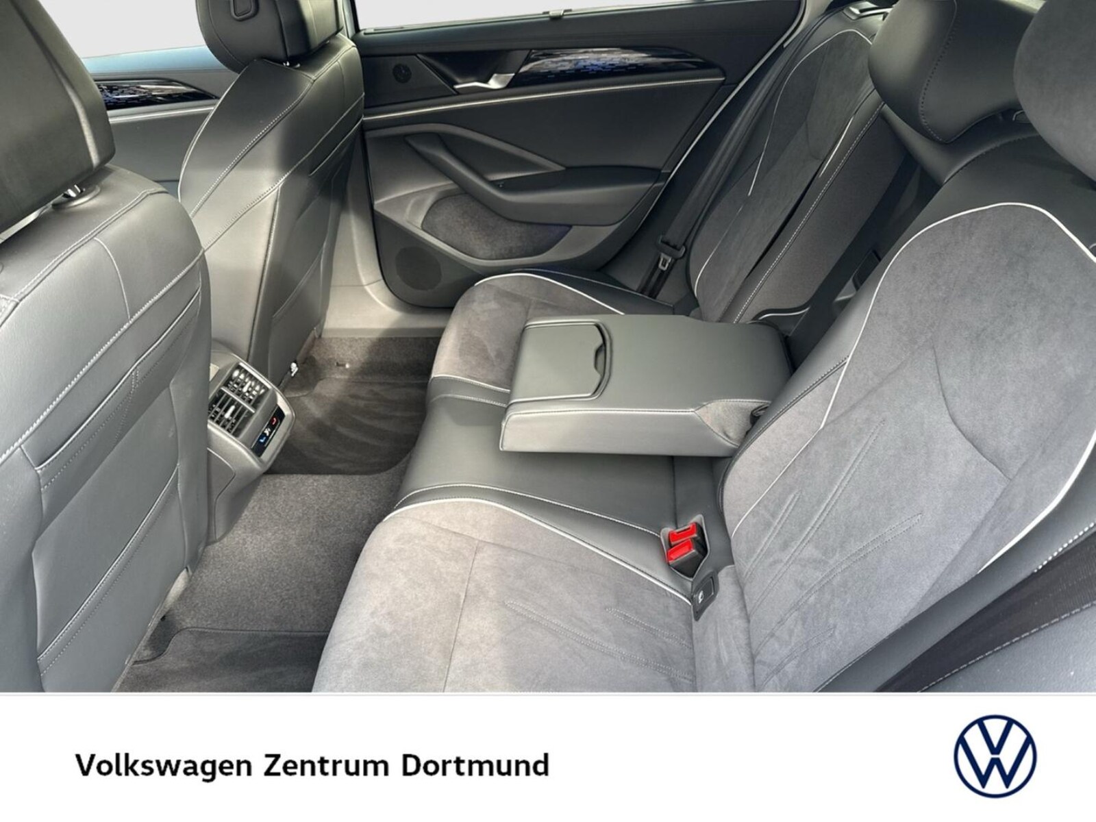 Volkswagen Passat – Bild 9