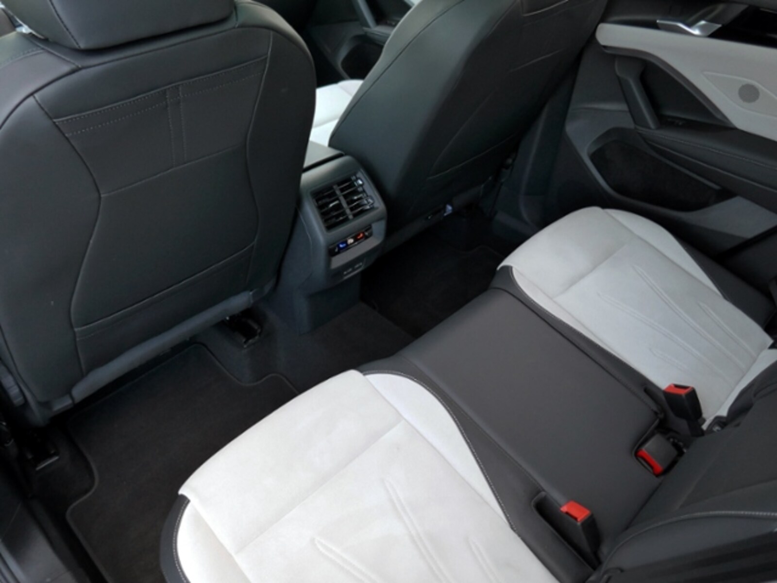 Volkswagen Tiguan – Bild 10