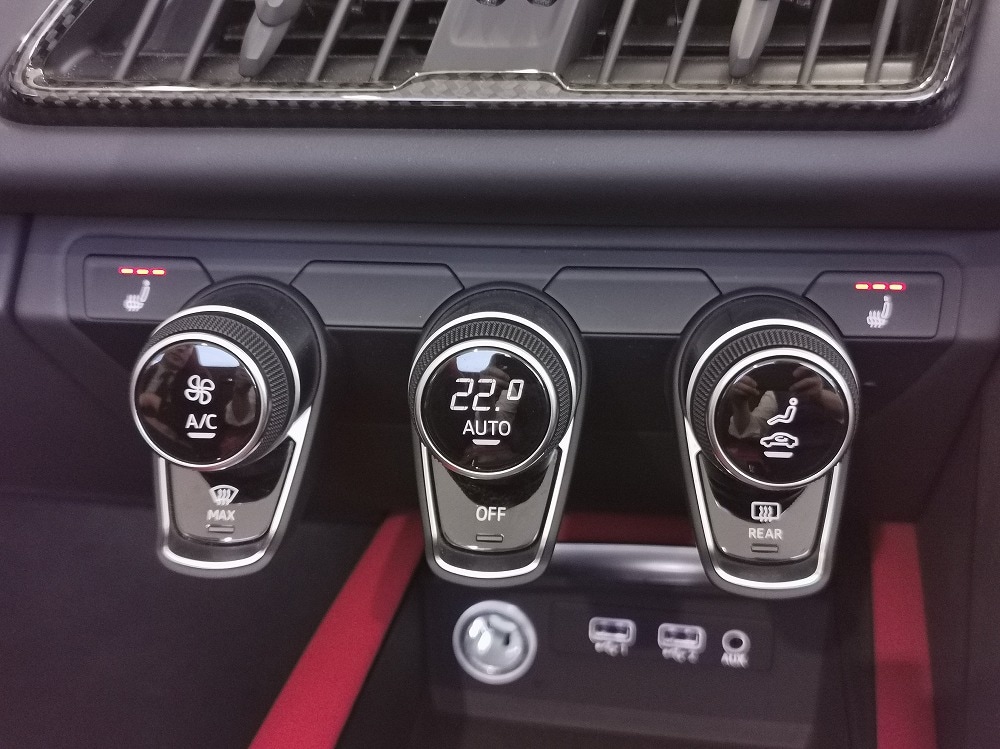 Image about Audi R8 Spyder R8 Spyder V10 performance 5.2 FSI quattro S tronic