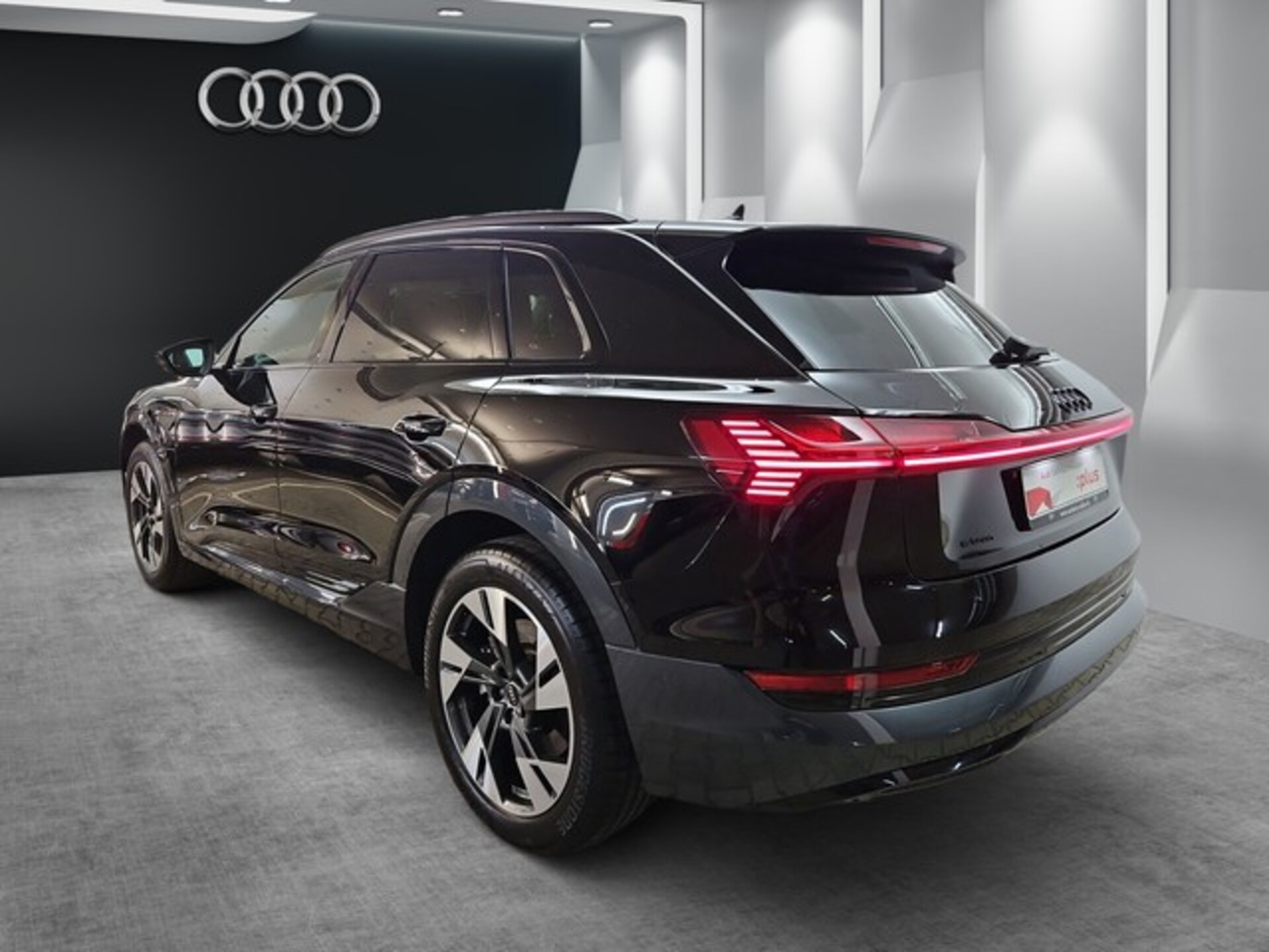 Audi e-tron advanced