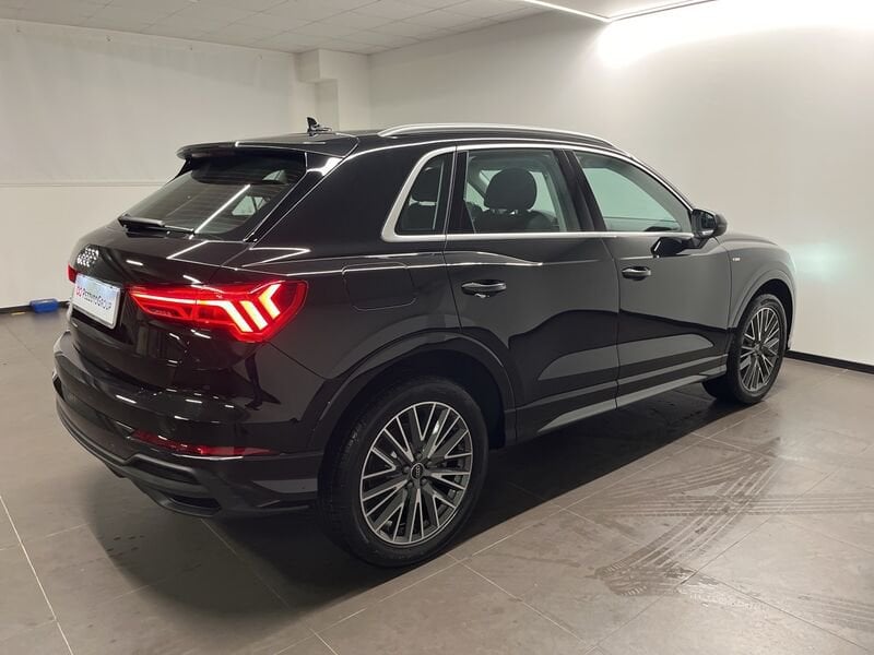 Immagine di Audi Q3 TFSI e S line edition 45 TFSI e 180 kW (245 CV) S tronic - Vista: for more details contact your dealer