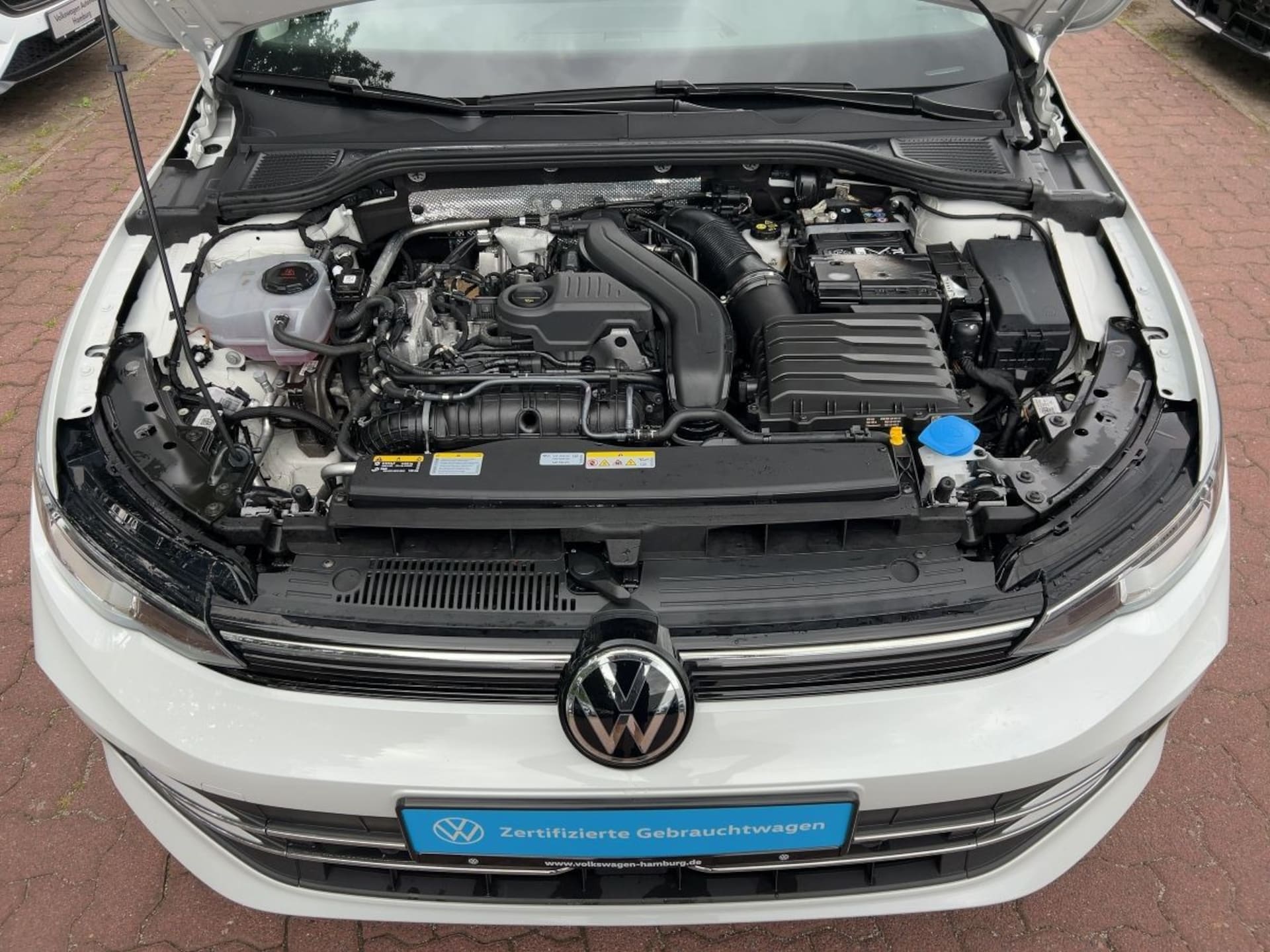 Volkswagen Golf Life